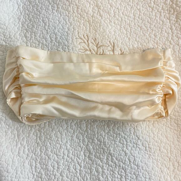 Princess Polly Tie Front O Ring Open Front Satin Tube Top Cream Womens Size 4 - Picture 2 of 6